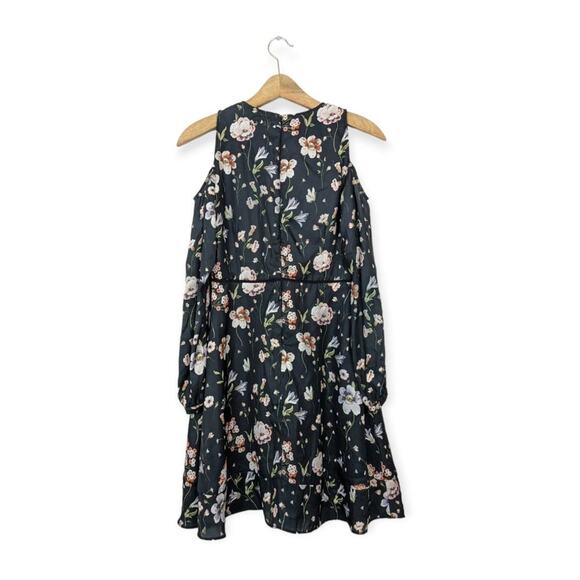 Cinq à Sept Black Terracotta Floral Cold Shoulder Satin Mini Dress - Picture 2 of 8